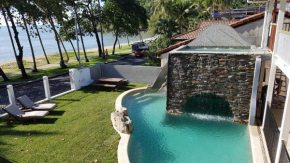  Luxury at Trinity Beach House  Тринити Бич